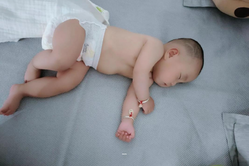 泰兴宝宝咳嗽发烧拉肚子